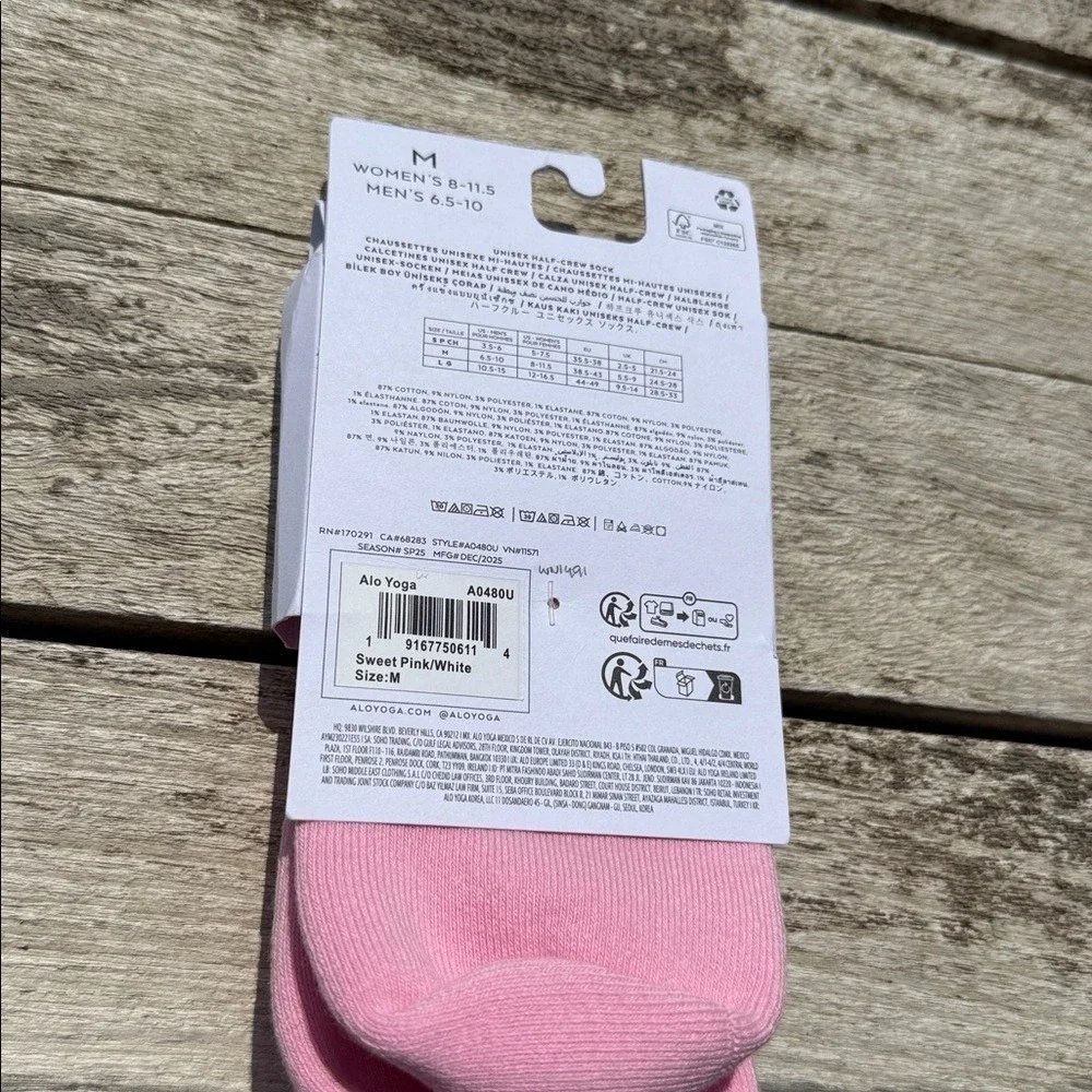 Alo Unisex Half-Crew Throwback Sock NWT Sweet Pink‎ size medium
